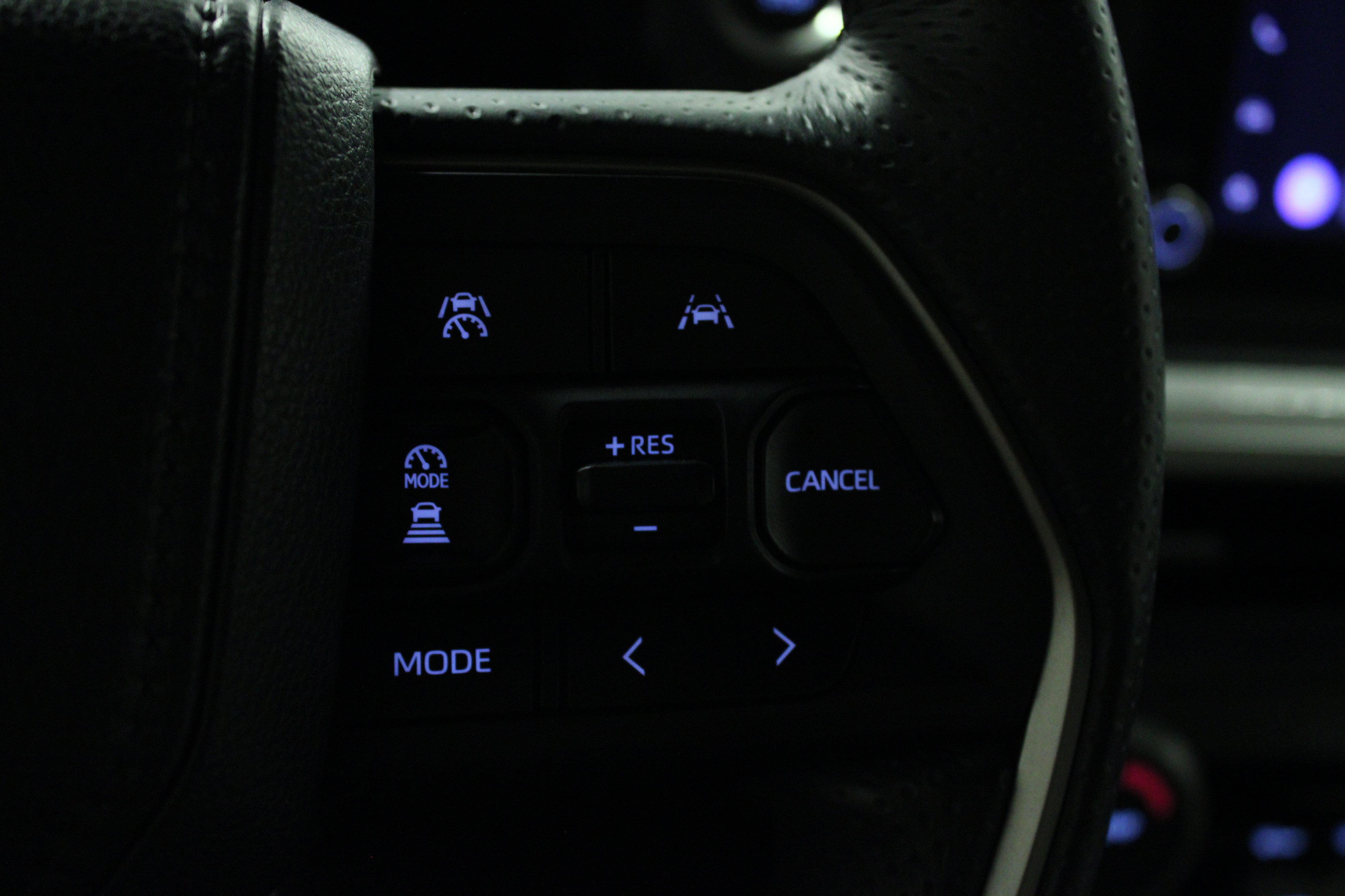 Used 2025 Toyota 4Runner SR5 AWD/4WD image 20