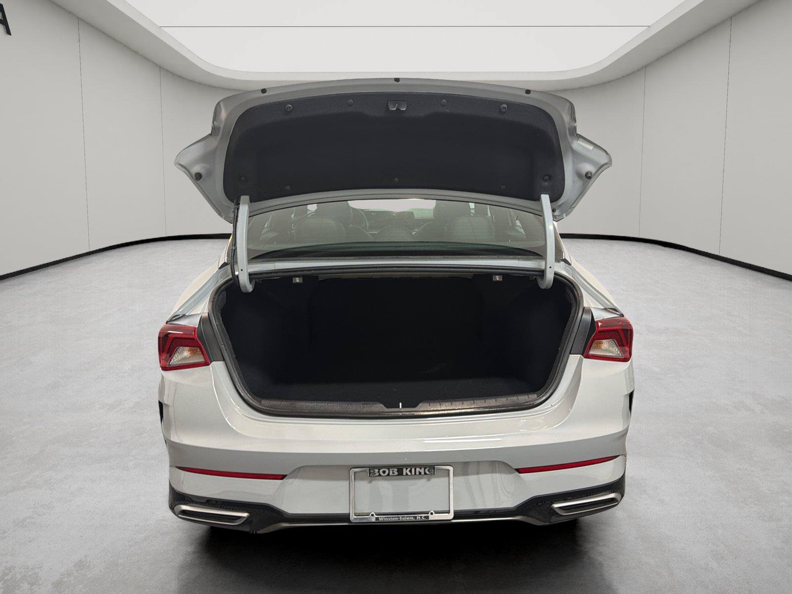 Used 2023 Kia K5 GT-Line FWD image 12