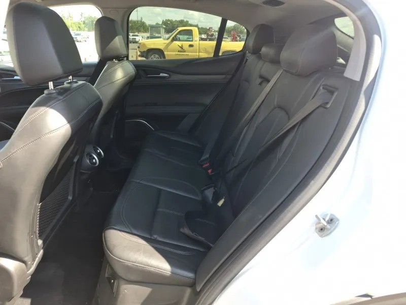 Used 2019 Alfa Romeo Stelvio Ti AWD/4WD image 9