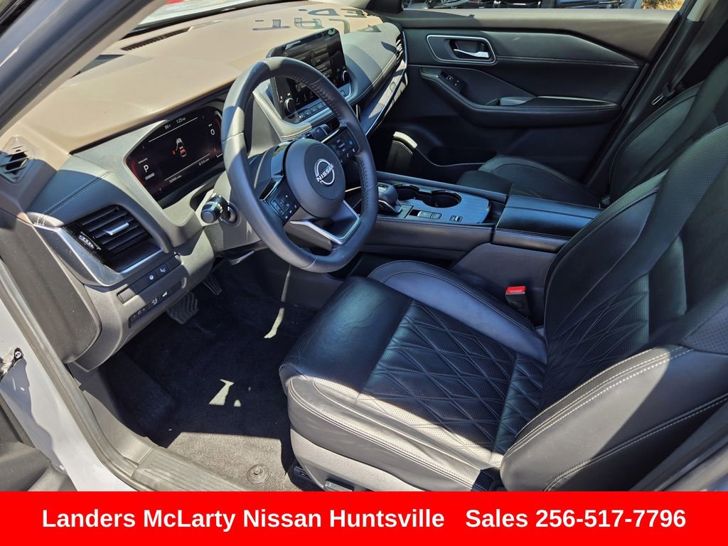 Used 2023 Nissan Rogue Platinum w/ Platinum Premium Package FWD image 18