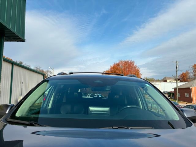 Used 2024 Honda Pilot Touring image 10