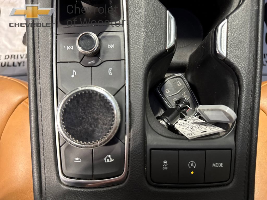 Used 2020 Cadillac XT4 Premium Luxury w/ Enhanced Visibility Package image 16