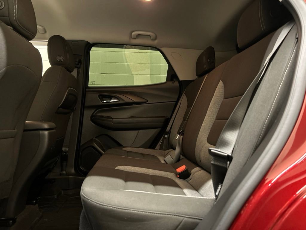 Used 2024 Chevrolet TrailBlazer LT w/ LT Cold Weather Package FWD image 26