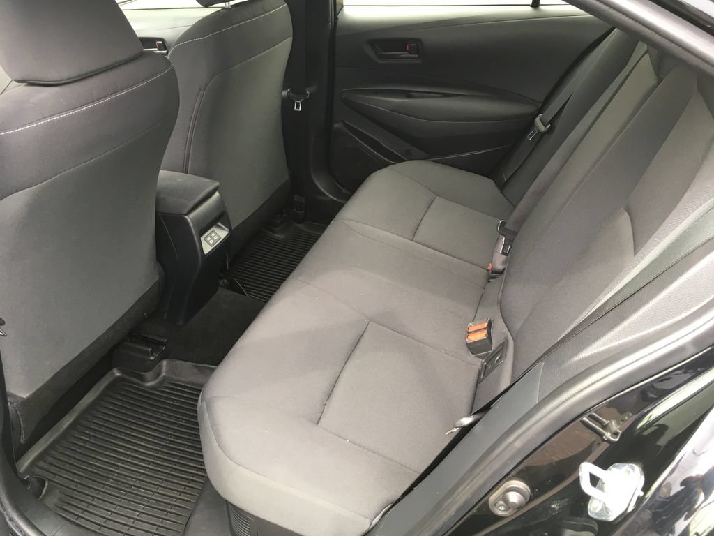 Used 2024 Toyota Corolla LE FWD image 24