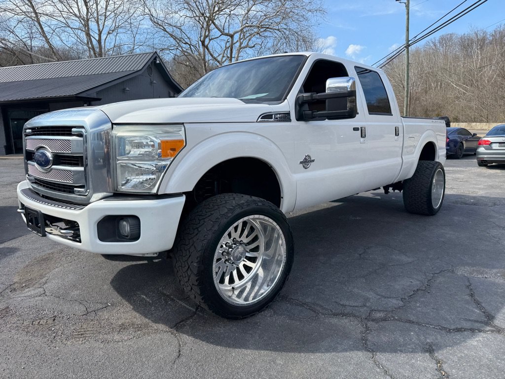 Used 2014 Ford F250 Platinum AWD/4WD image 2