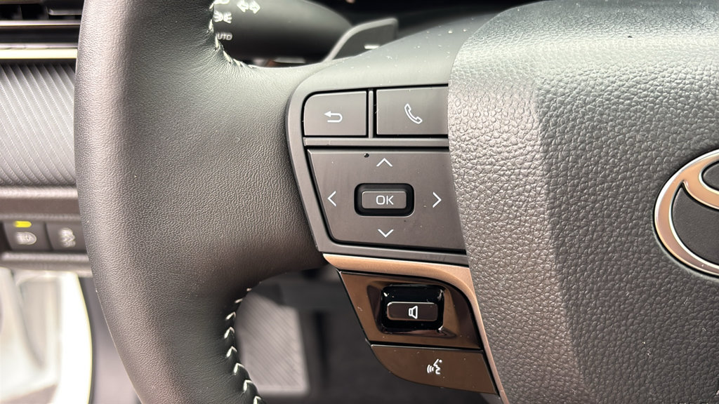 Used 2026 Toyota Camry SE w/ Convenience Package FWD image 18