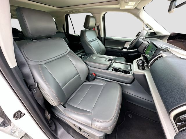 Used 2025 Ford Expedition Max Active image 30