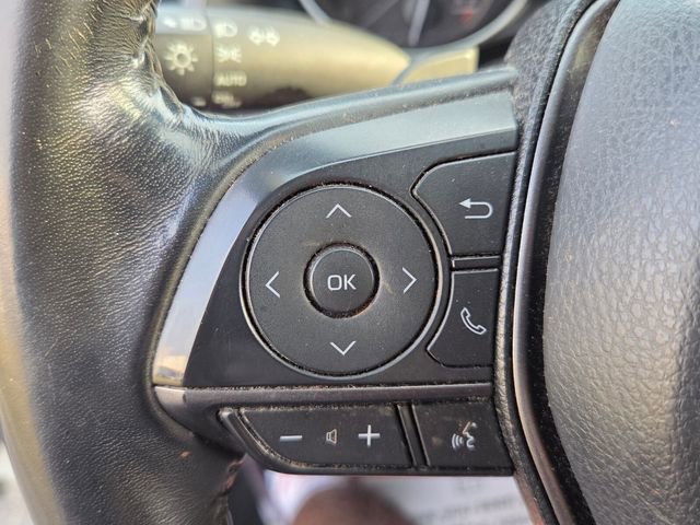 Used 2021 Toyota Camry SE FWD image 23
