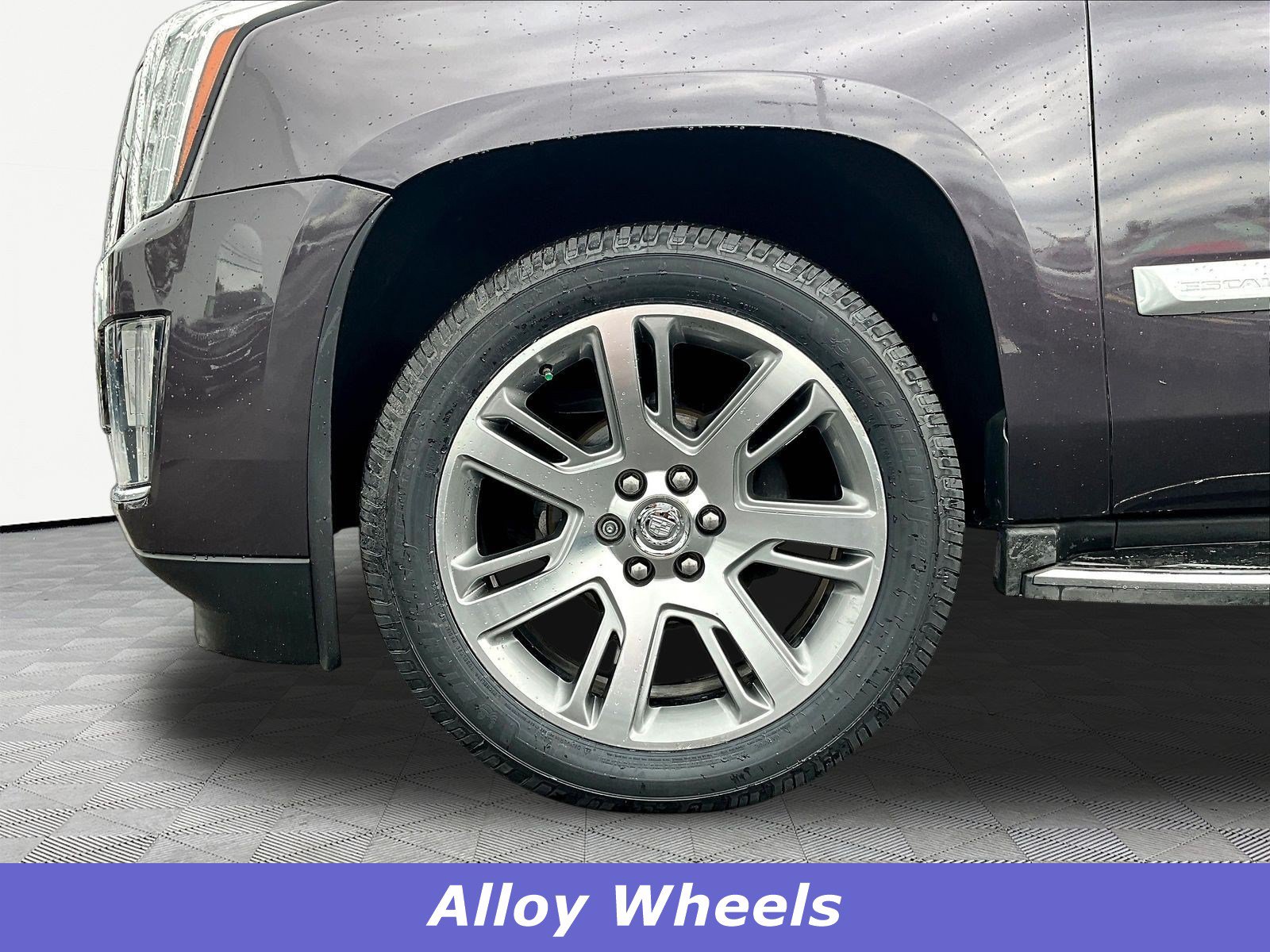 Used 2015 Cadillac Escalade Luxury RWD image 35