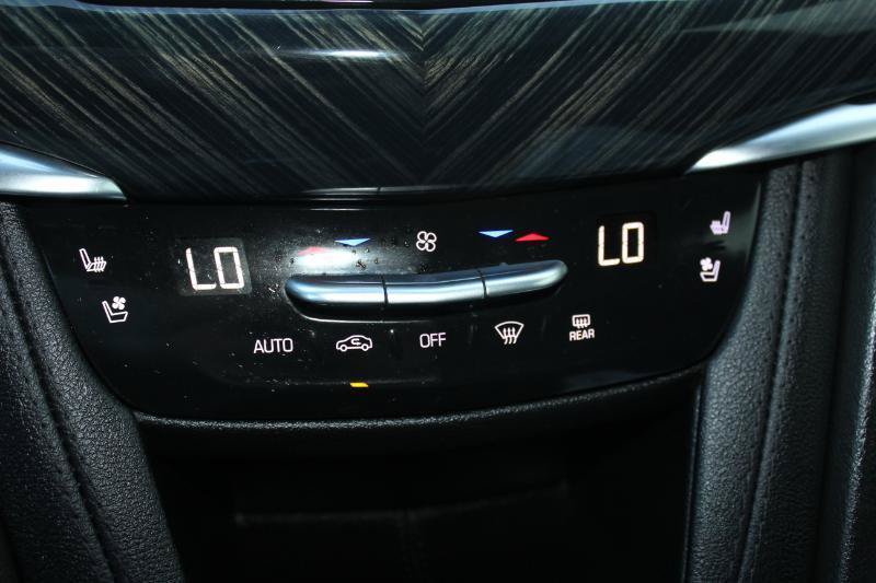Used 2024 Cadillac XT6 Premium Luxury FWD image 35