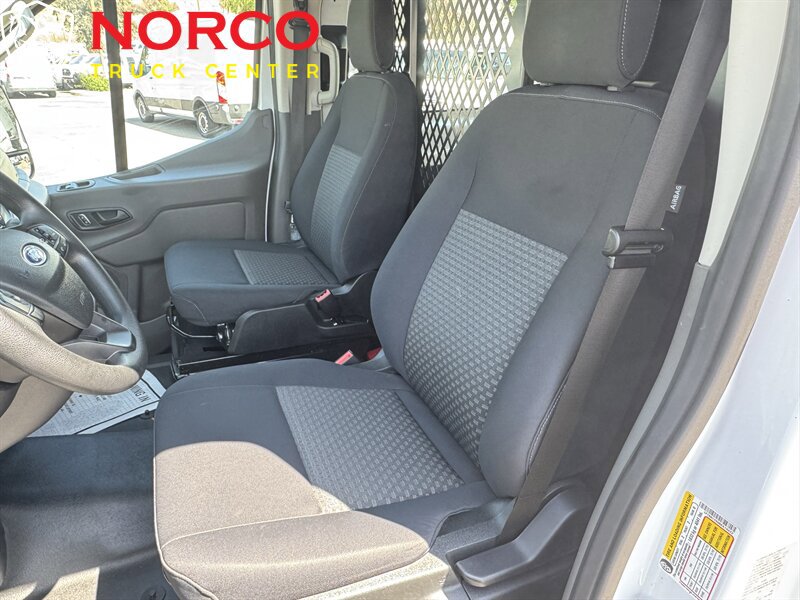 Used 2024 Ford Transit 250 Low Roof w/ Exterior Upgrade Package RWD image 19