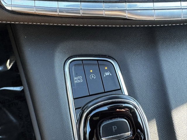 Certified 2024 Cadillac Escalade Sport w/ LPO, ONYX Package image 20