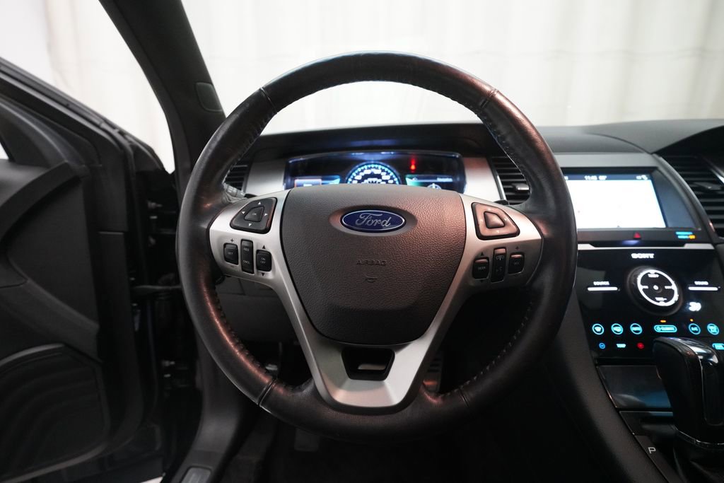 Used 2017 Ford Taurus SHO AWD/4WD image 4