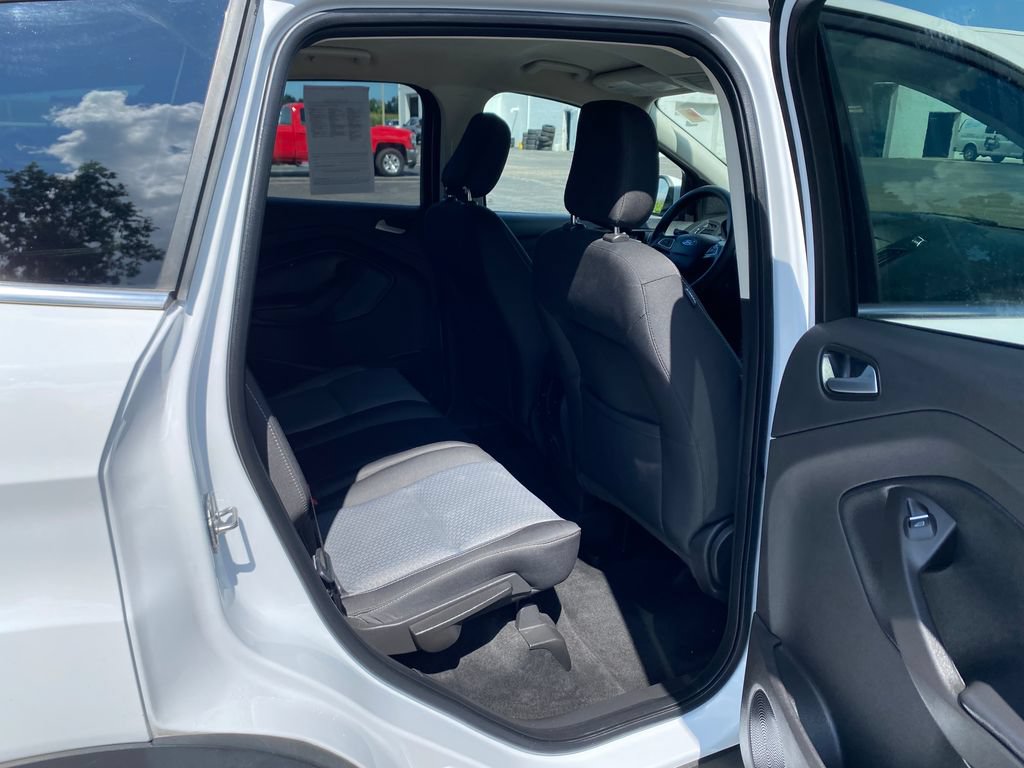 Used 2019 Ford Escape SE FWD image 15