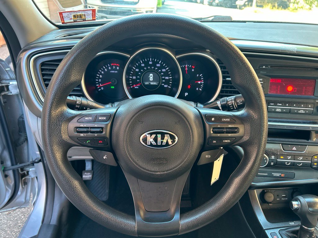 Used 2015 Kia Optima LX FWD image 18