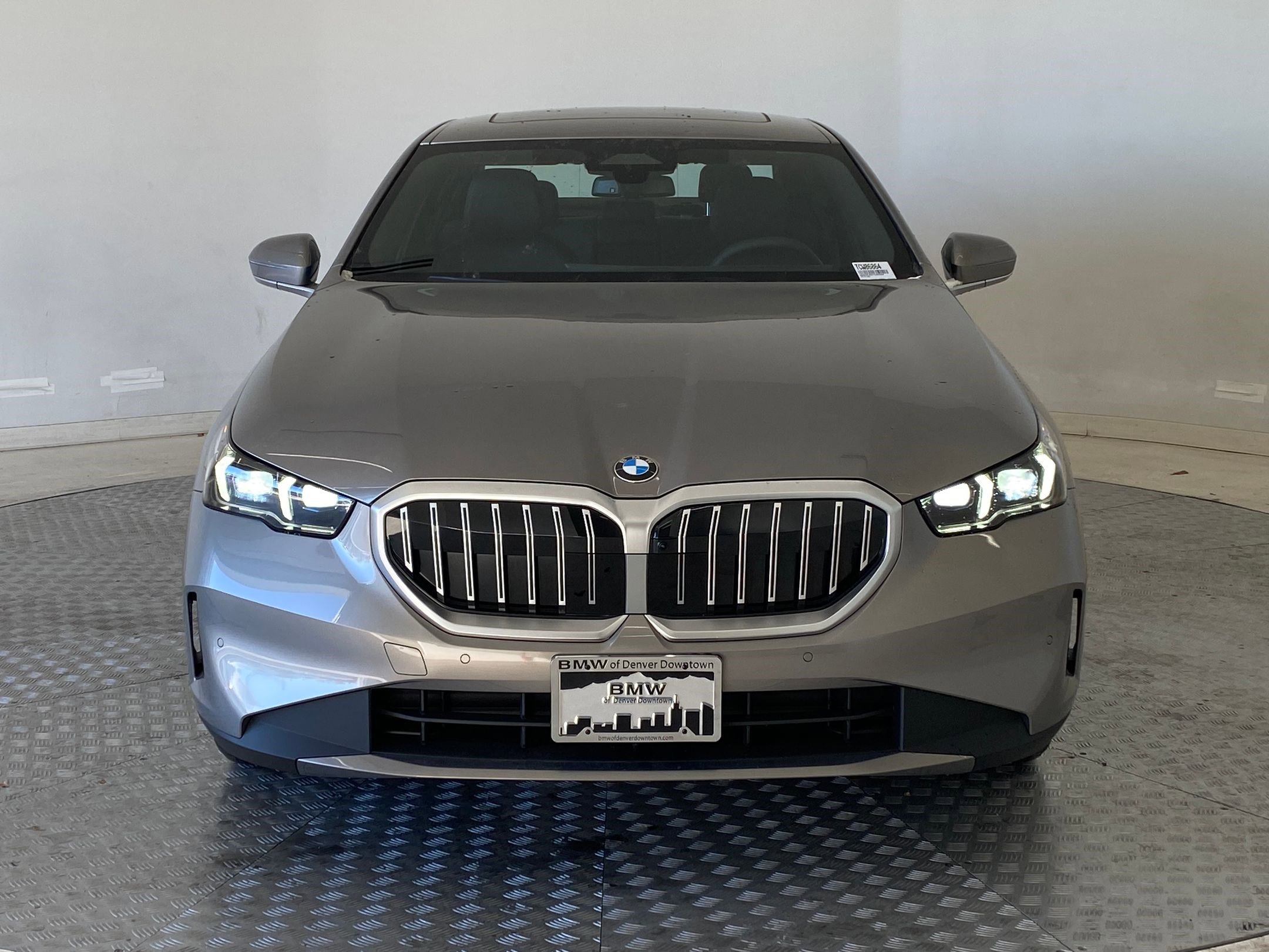 New 2026 BMW 530i xDrive w/ Premium Package image 5