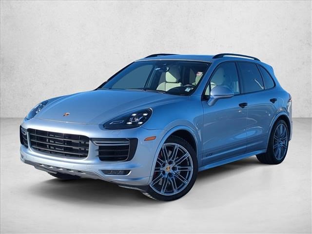 Used 2017 Porsche Cayenne GTS image 1