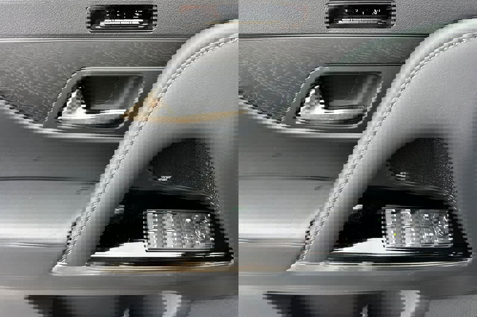 New 2025 Lexus LX 700h Overtrail image 12