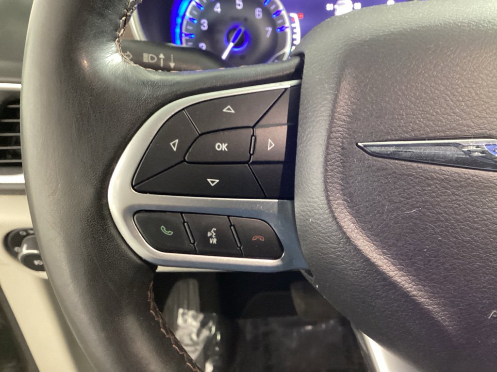 Used 2019 Chrysler Pacifica Touring-L Plus w/ Tire & Wheel Group image 28