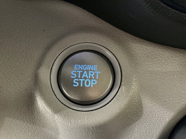 Used 2026 Hyundai Venue SEL FWD image 20