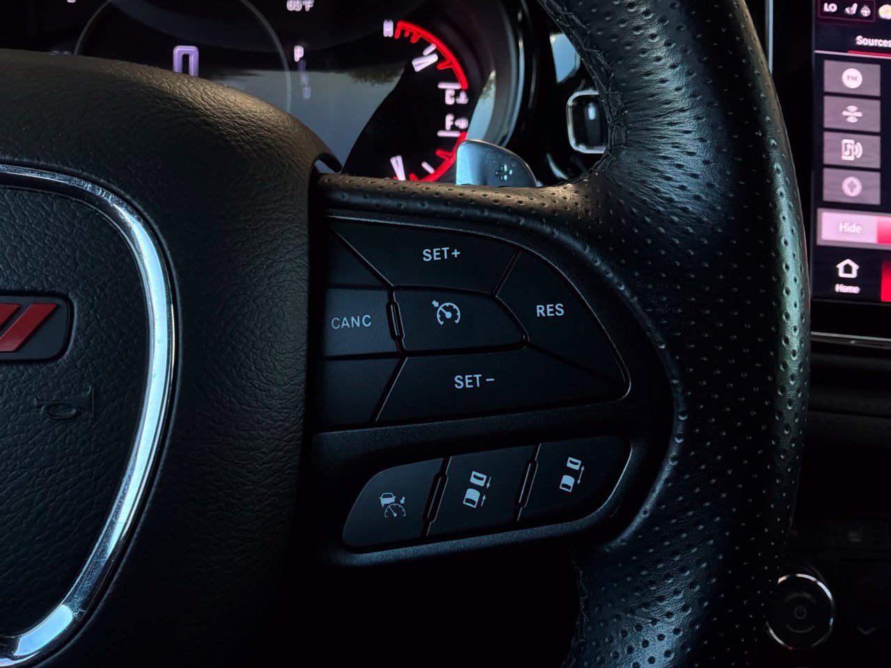 Used 2021 Dodge Durango R/T w/ Technology Group RWD image 53