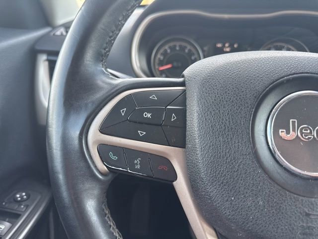 Used 2014 Jeep Cherokee Latitude AWD/4WD image 22