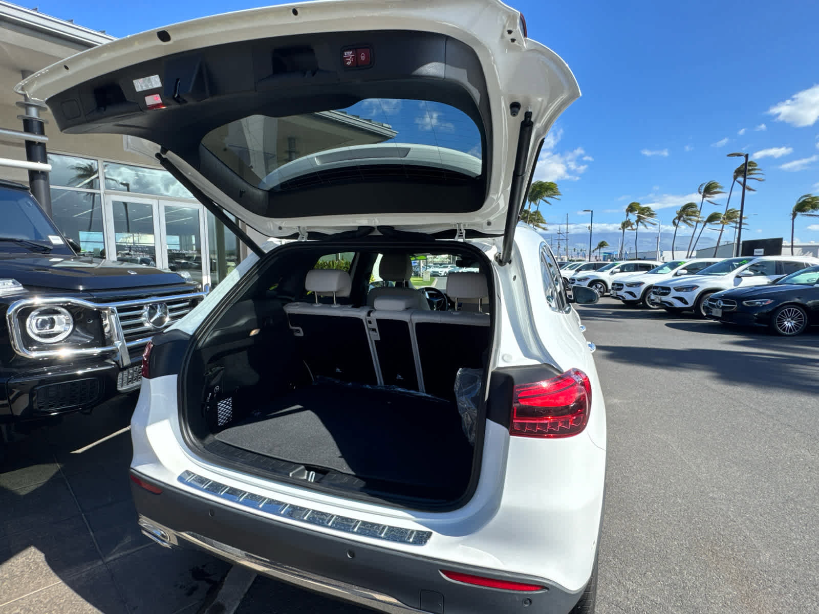 Used 2025 Mercedes-Benz GLA 250 4MATIC image 6