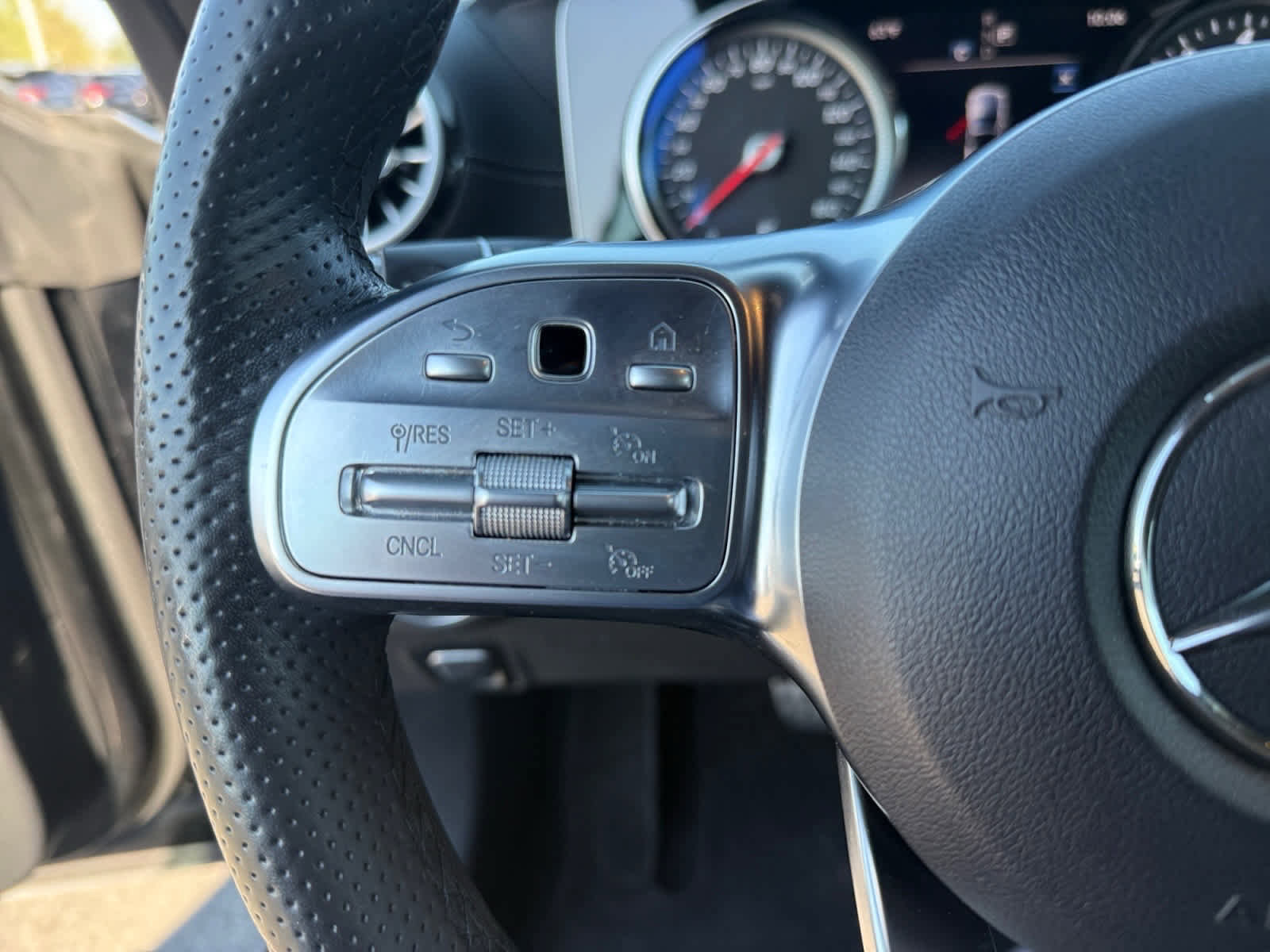 Used 2019 Mercedes-Benz E 450 4MATIC Cabriolet w/ Premium 1 Package image 26