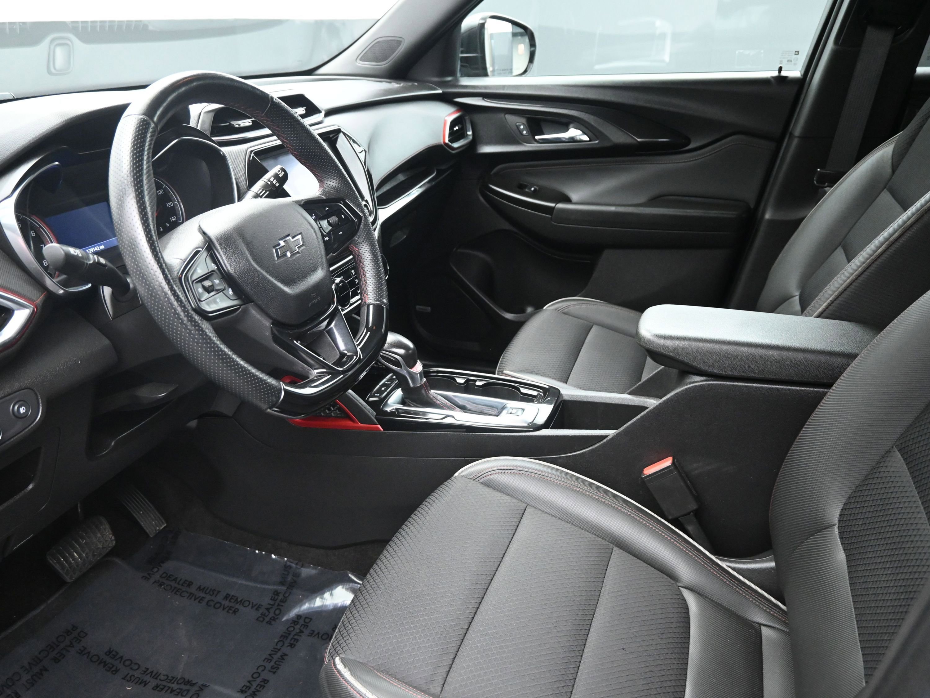 Used 2022 Chevrolet TrailBlazer RS w/ Sun and Liftgate Package image 10