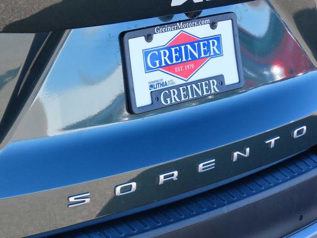 Used 2022 Kia Sorento SX Prestige image 11