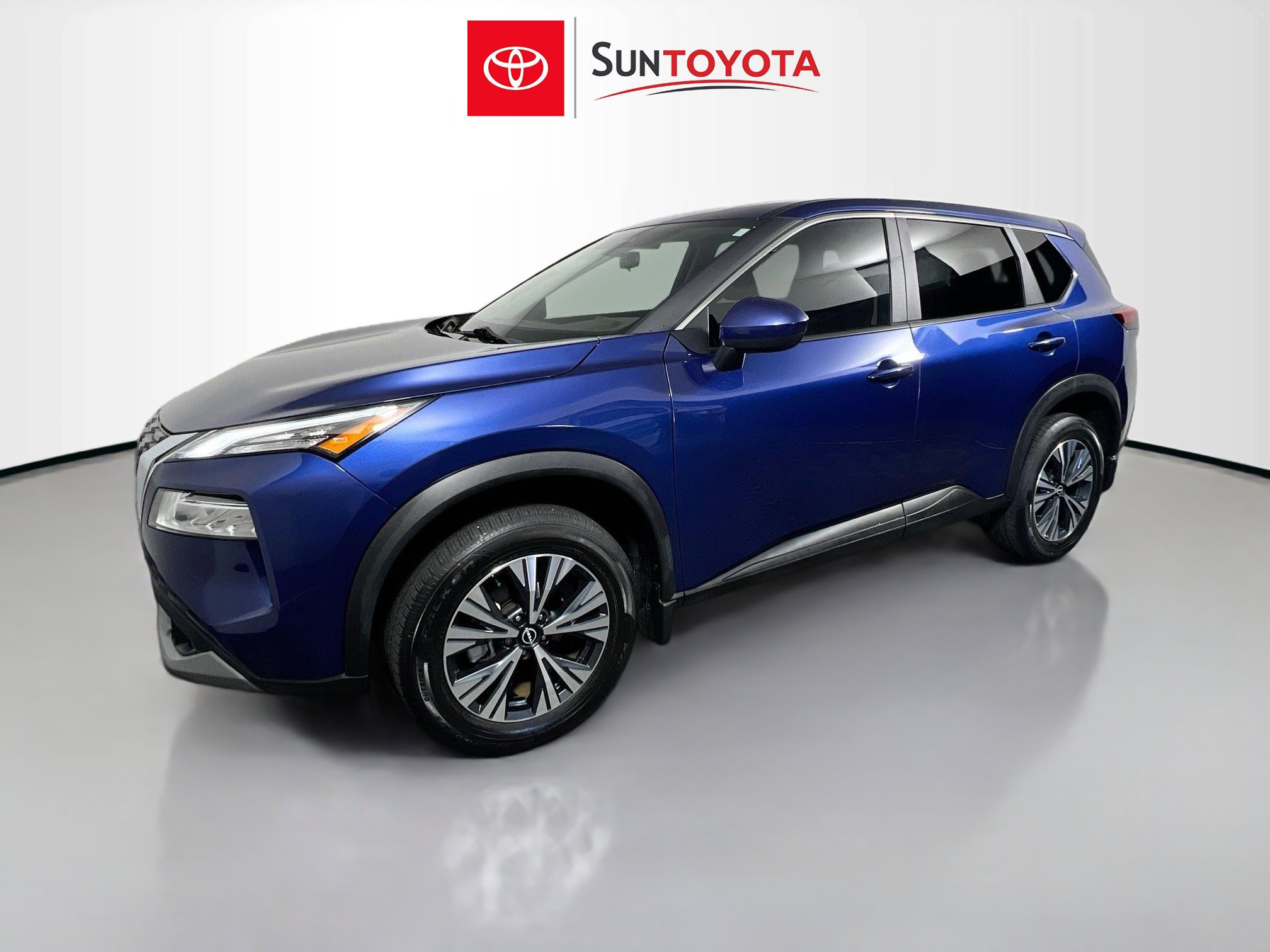 Used 2023 Nissan Rogue SV FWD image 9