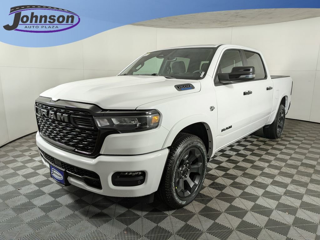New 2026 RAM 1500 4x4 Crew Cab