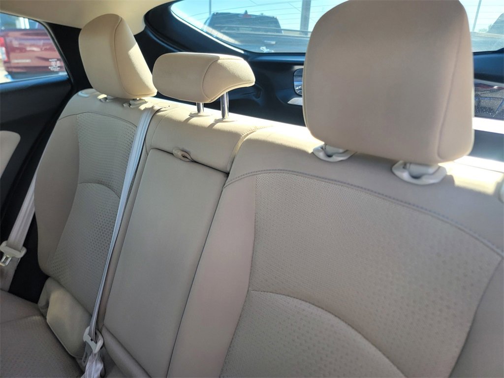 Used 2020 Toyota Prius LE image 16