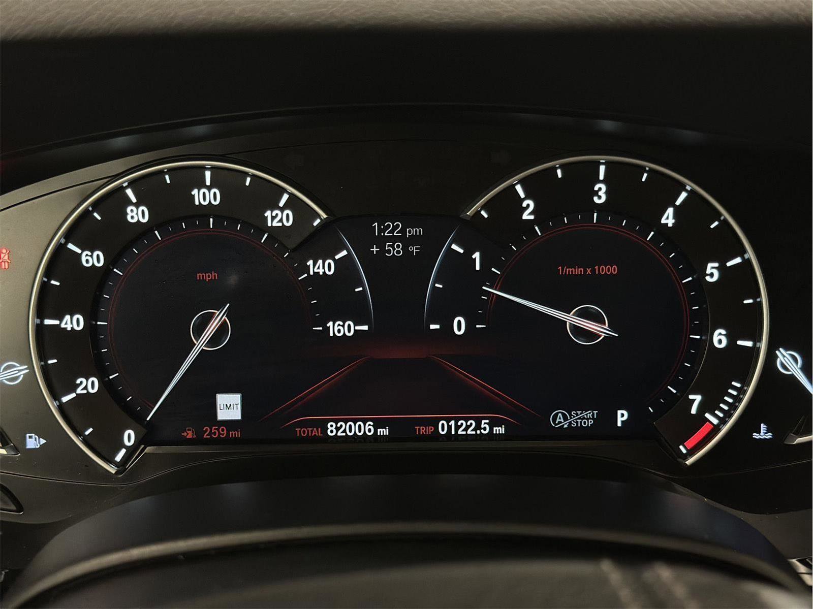 Used 2018 BMW 540i xDrive image 13