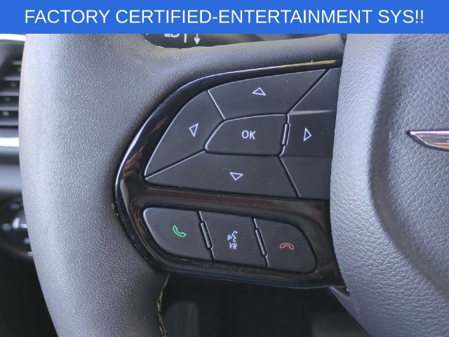 Certified 2023 Chrysler Pacifica Limited w/ Uconnect Theater Family Group FWD image 20