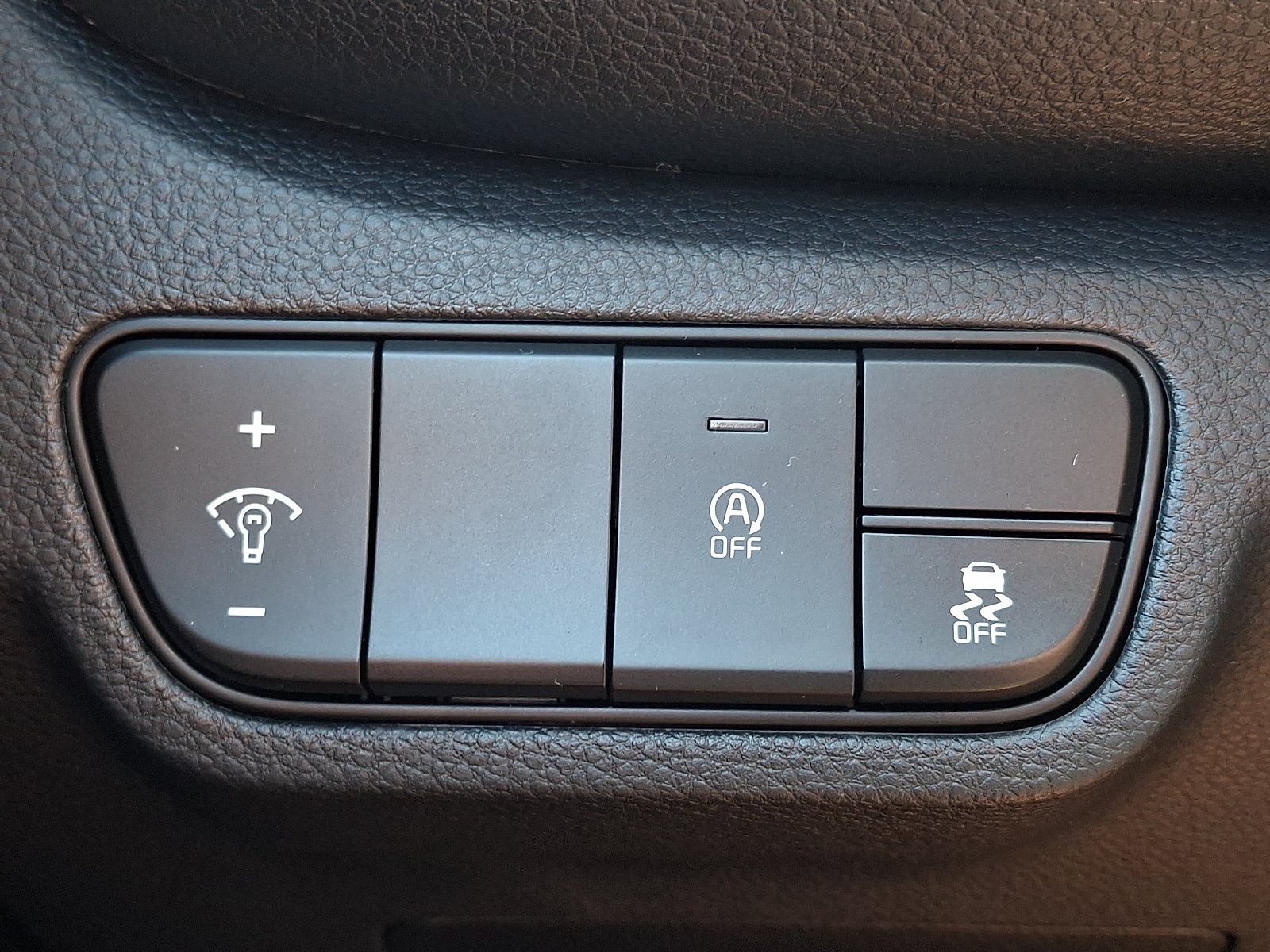 New 2026 Kia Seltos S AWD/4WD image 18