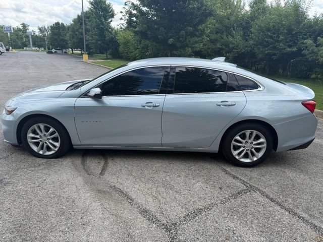 Used 2017 Chevrolet Malibu LT FWD image 6