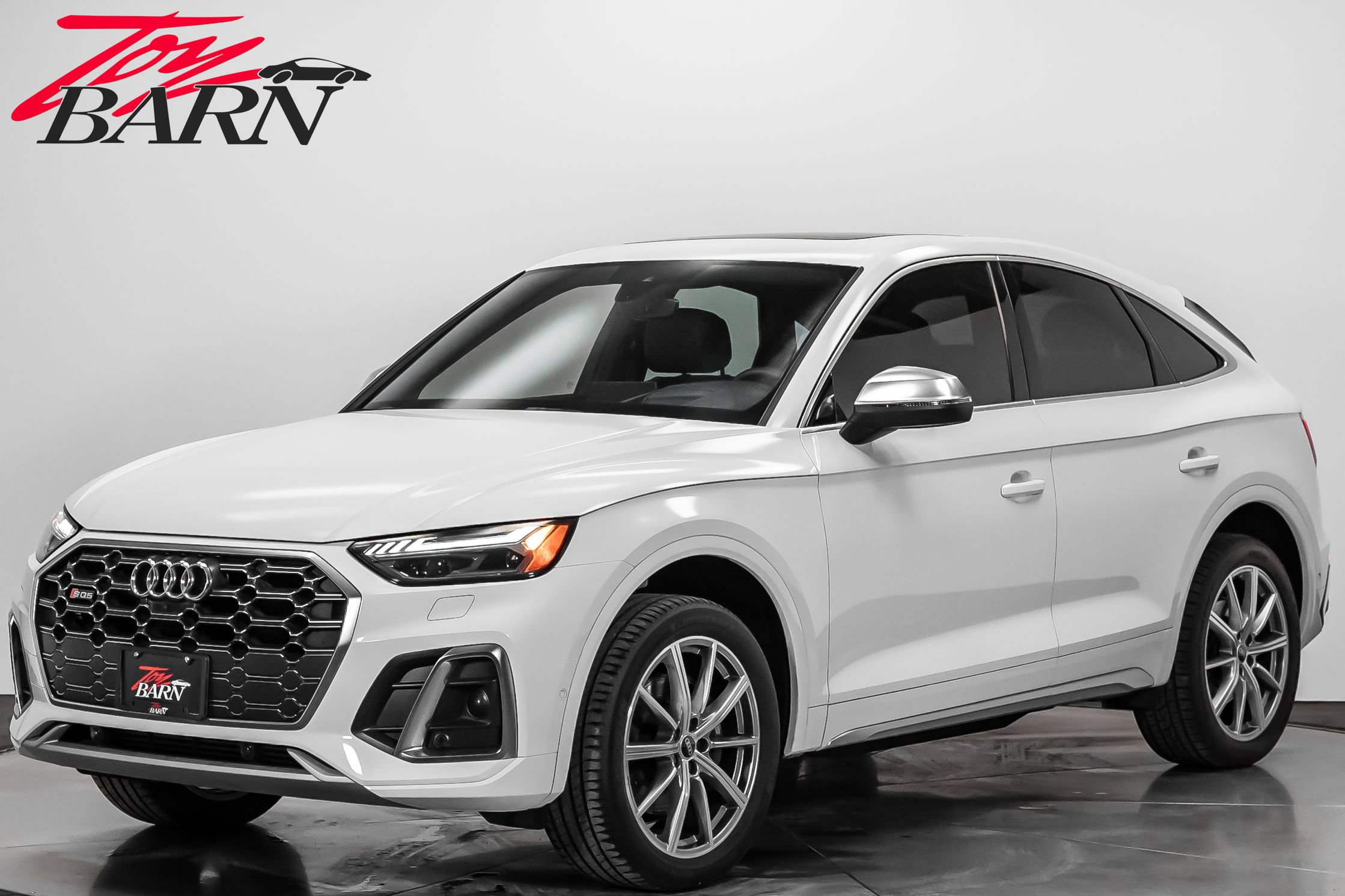 Used 2023 Audi SQ5 Prestige AWD/4WD image 1