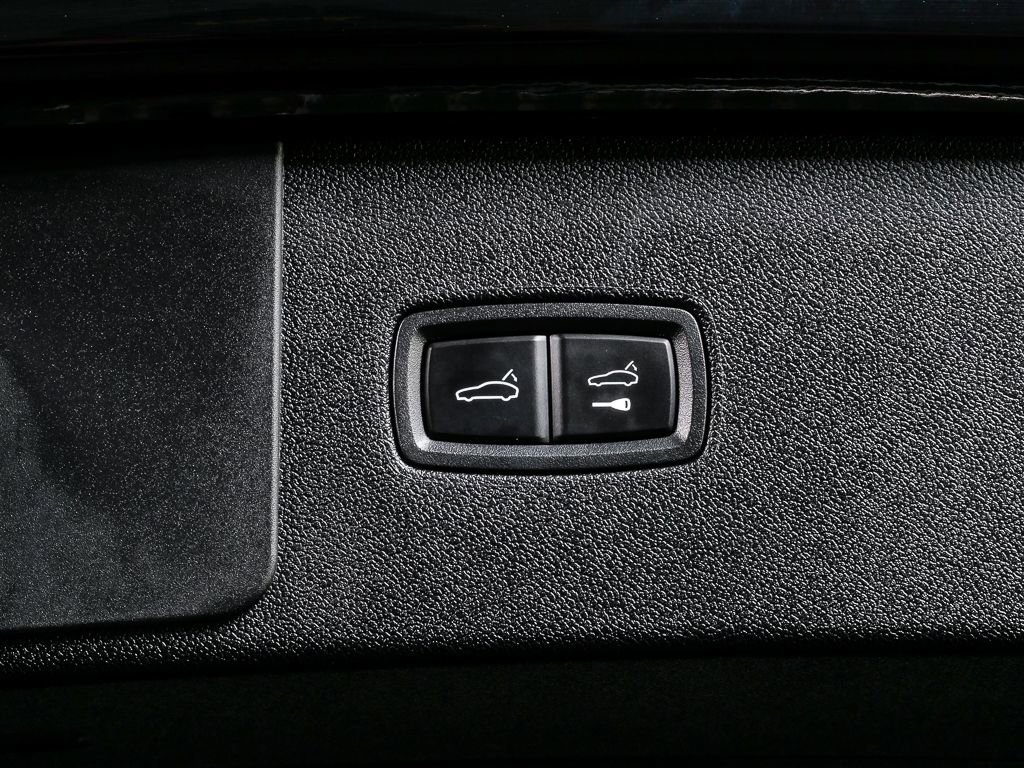 Certified 2022 Porsche Cayenne image 34