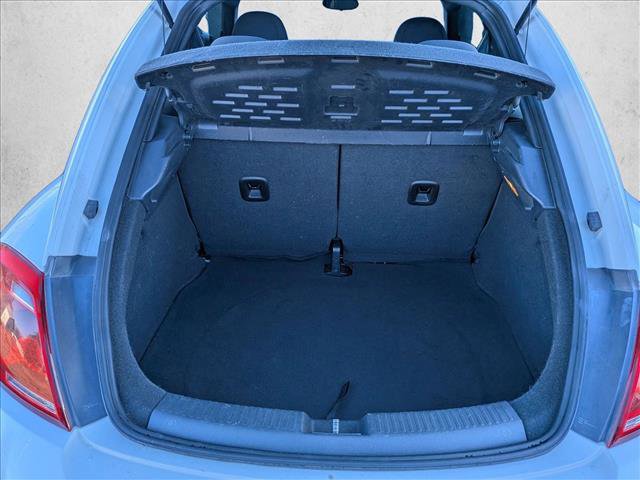 Used 2014 Volkswagen Beetle 2.5 image 7