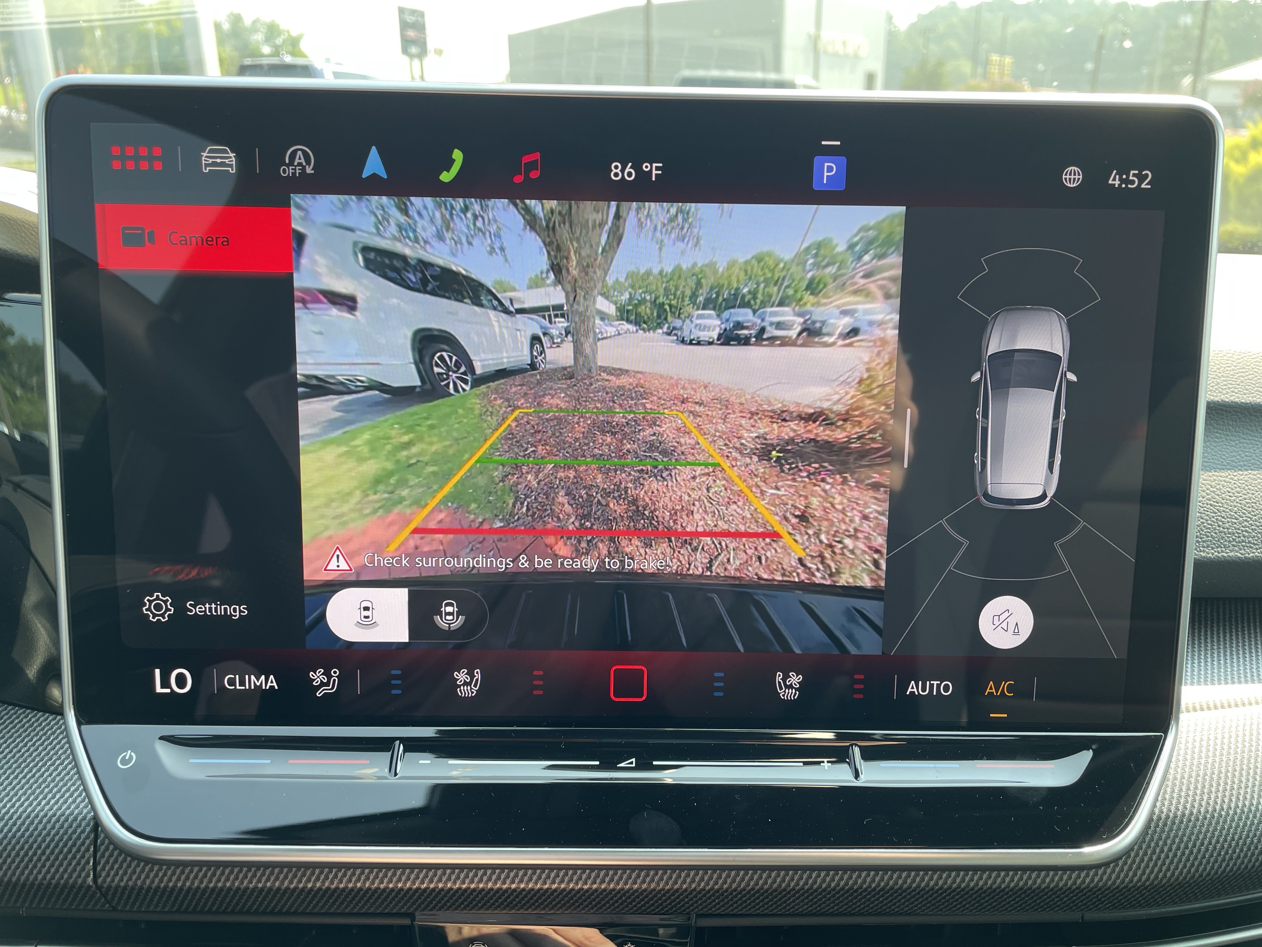 New 2026 Volkswagen GTI SE FWD image 19