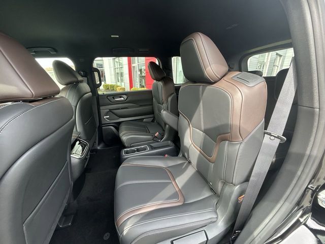 New 2026 Nissan Armada SL w/ Captain's Chari Seat Package image 13