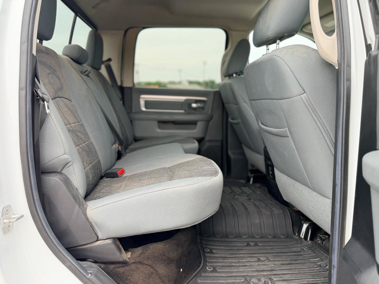 Used 2014 RAM 1500 Lone Star AWD/4WD image 17