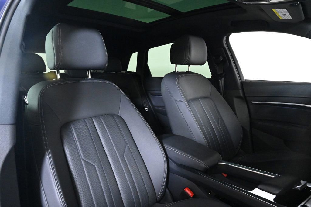 Used 2023 Audi e-tron Premium Plus w/ Premium Plus Package image 16