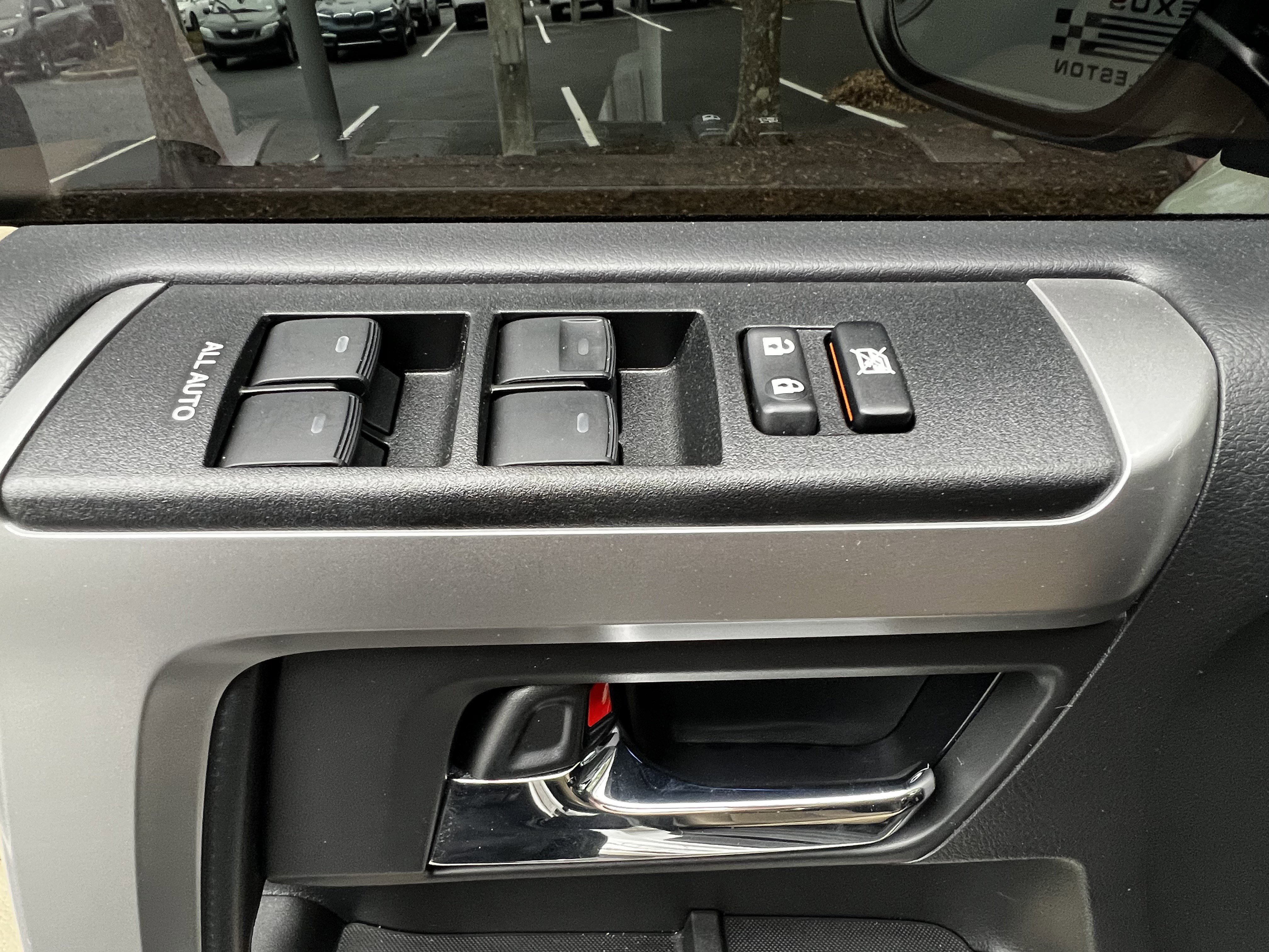 Used 2023 Toyota 4Runner Limited image 14