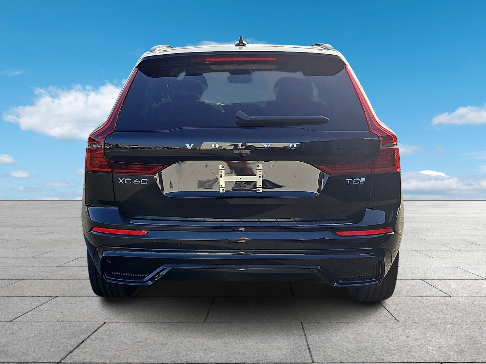 New 2026 Volvo XC60 T8 Plus w/ Protection Package Premier AWD/4WD image 5