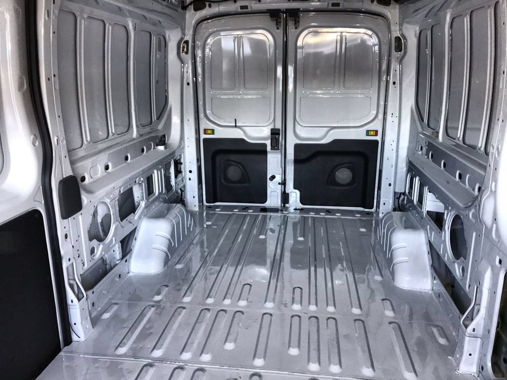 New 2026 Ford Transit 250 148 Medium Roof RWD image 21