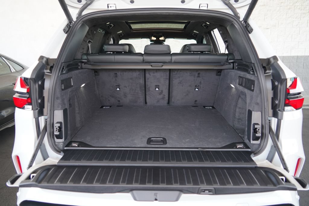 New 2026 BMW X5 M Competition w/ Executive Package AWD/4WD image 31