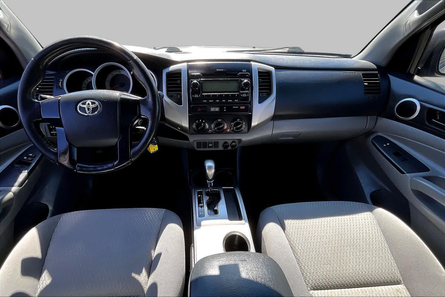 Used 2012 Toyota Tacoma PreRunner w/ SR5 Pkg RWD image 14