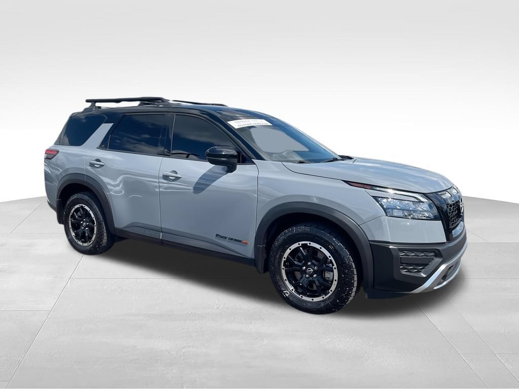 Used 2024 Nissan Pathfinder Rock Creek AWD/4WD image 2